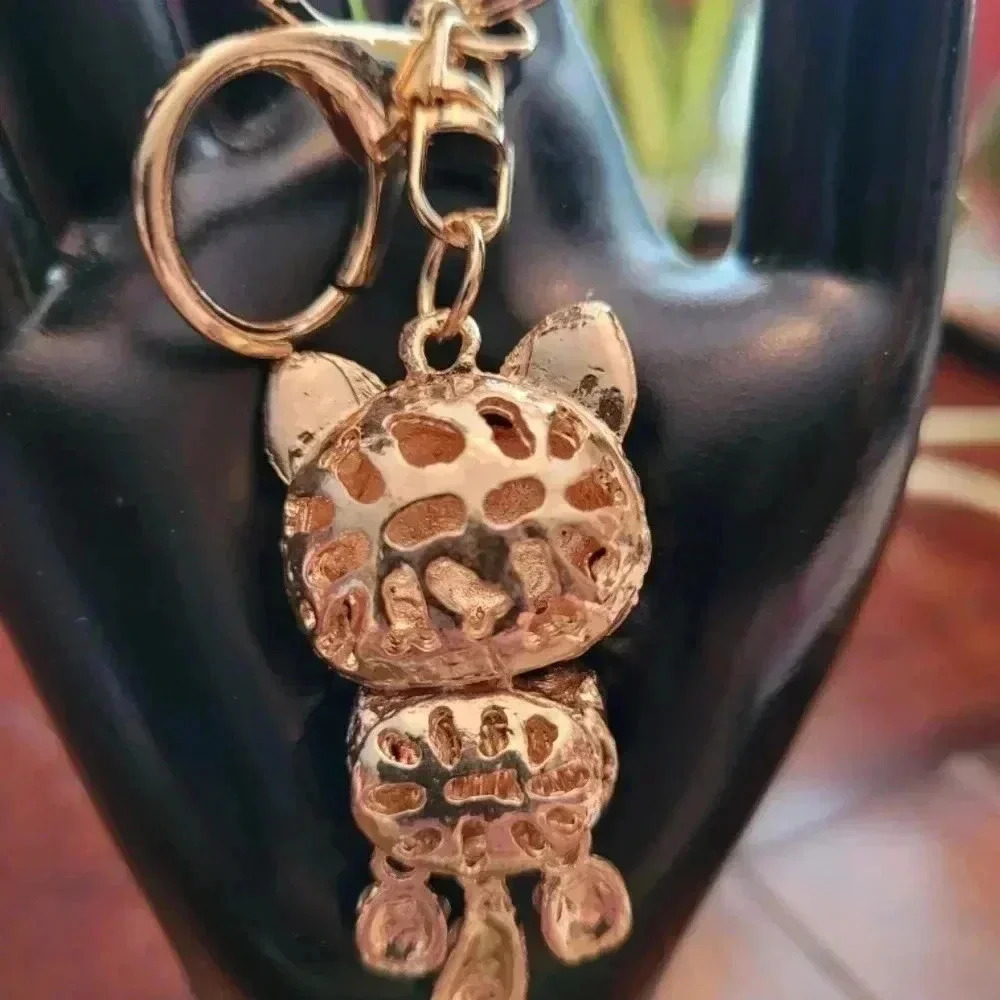 Red, Black, or Blue Crystal Cat Keychain. Your Choice - Picture 10 of 12